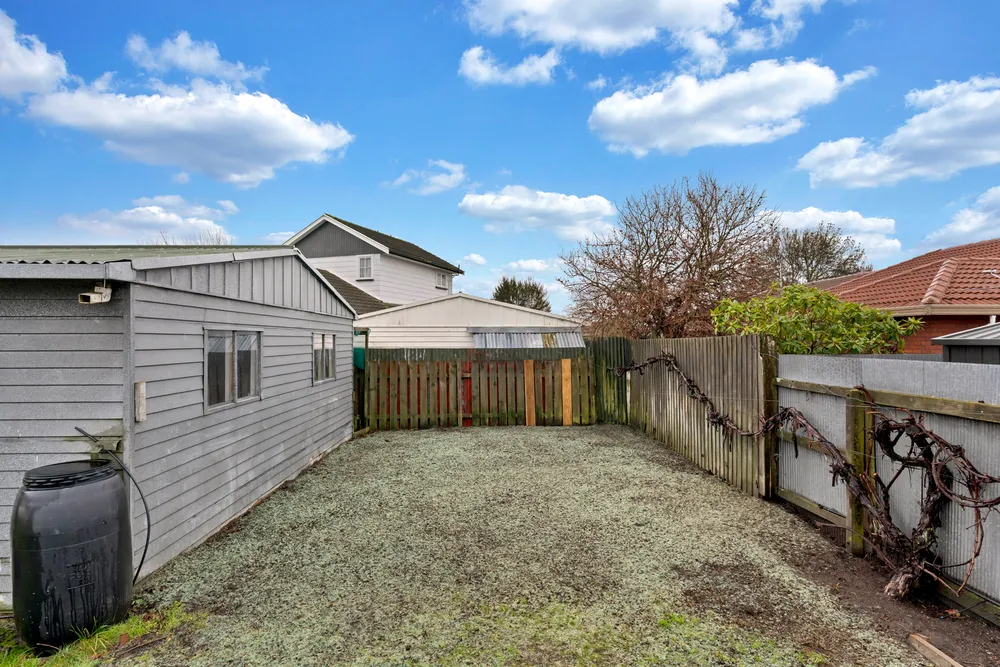 Photos of 76a Englefield Road