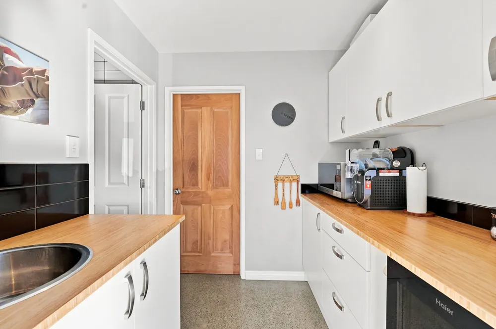 Photos of 31 Majesty Place