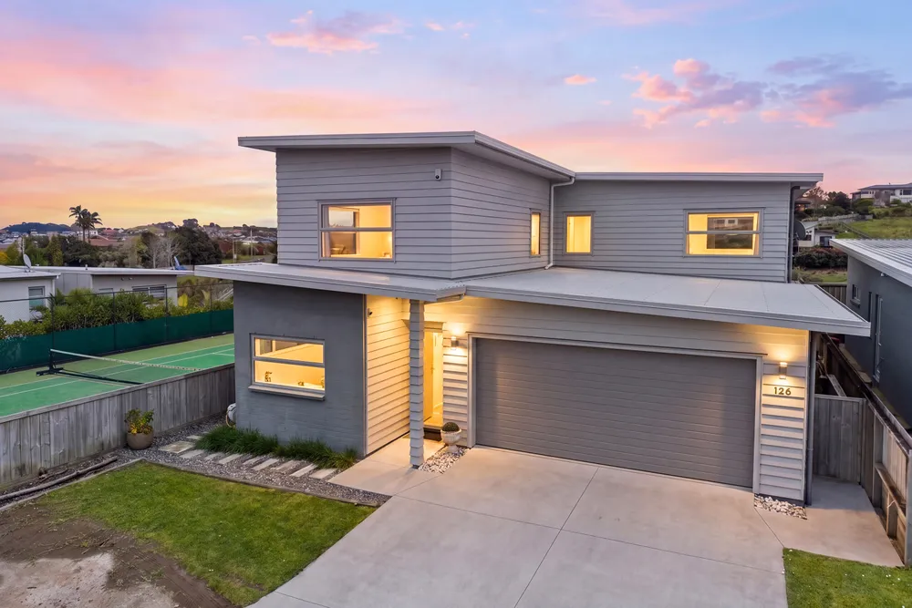 Photos of 126 Maire Road