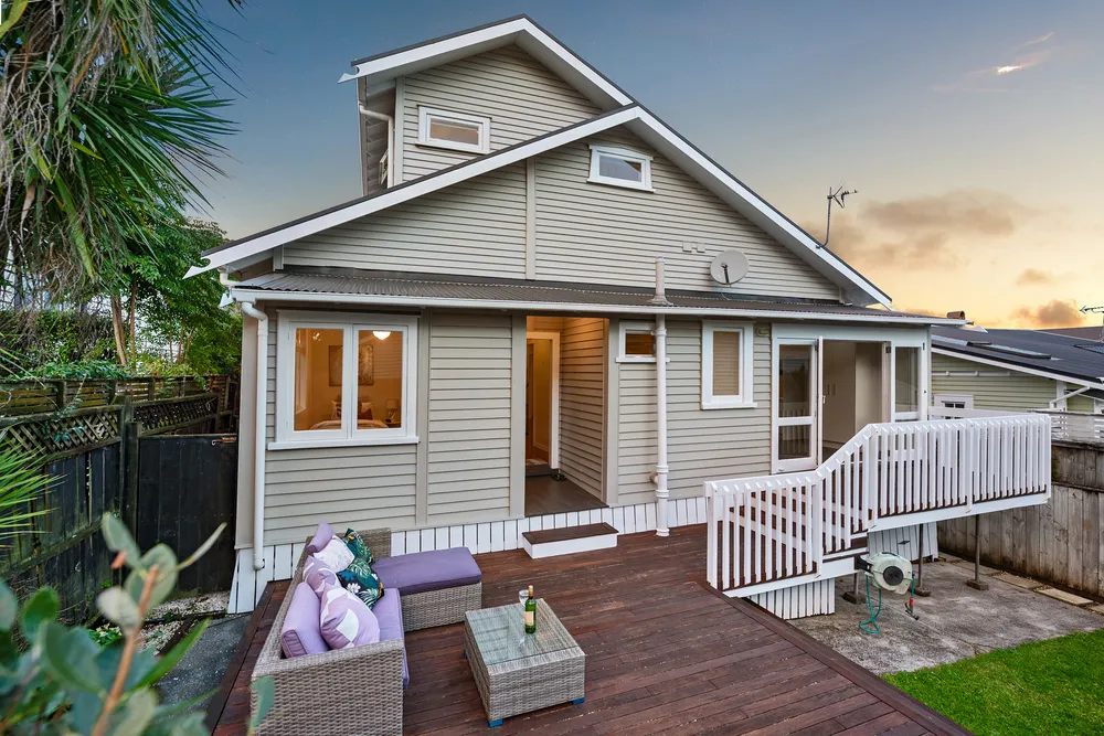 Photos of 8A Forbes Street