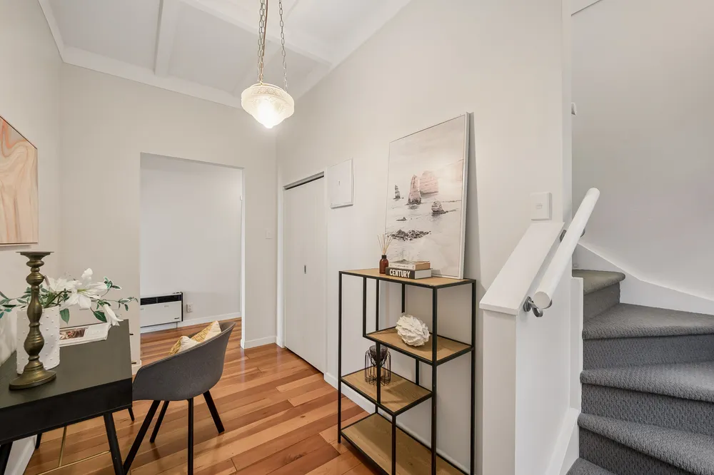 Photos of 8A Forbes Street