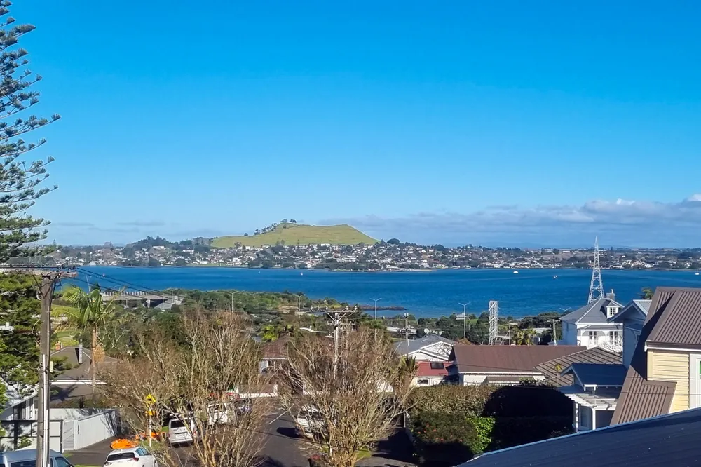 Photos of 8A Forbes Street