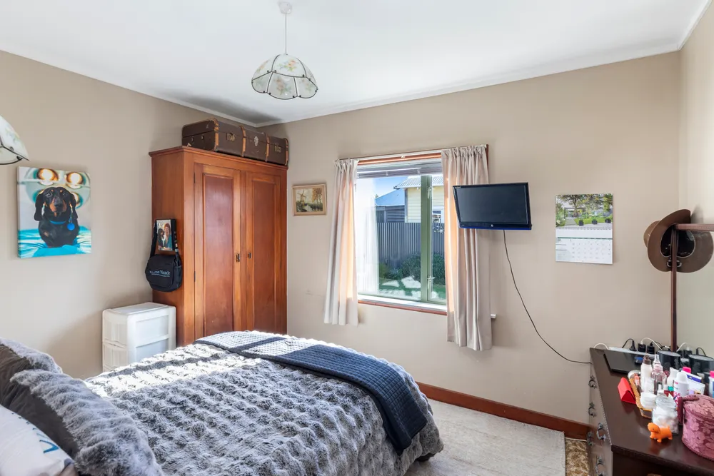 Photos of 11 Browning Street