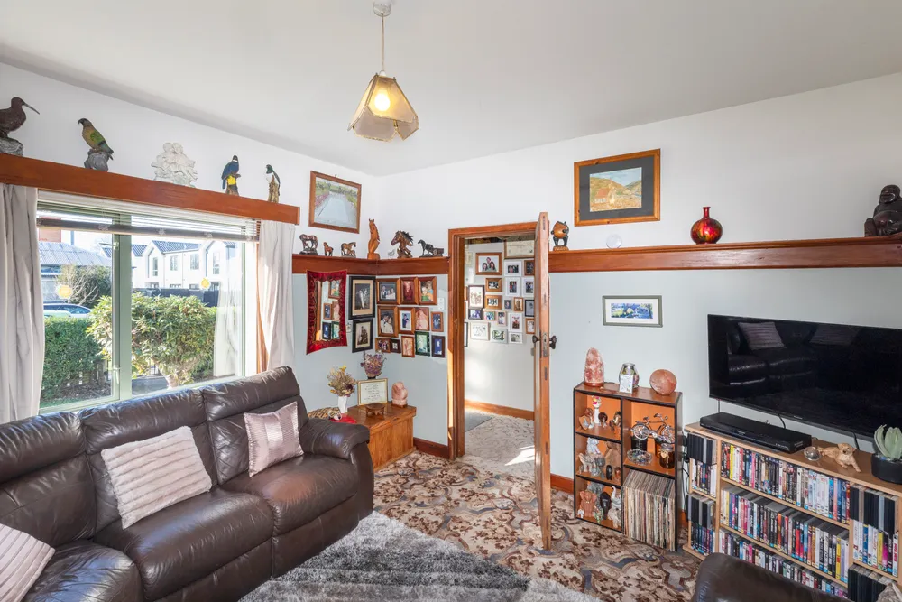 Photos of 11 Browning Street