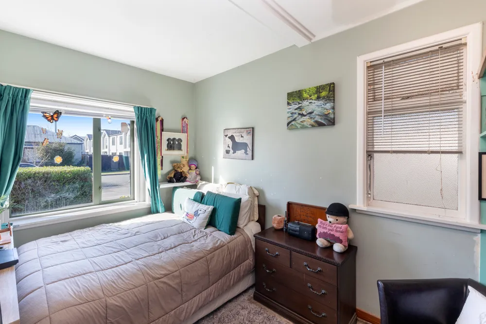 Photos of 11 Browning Street