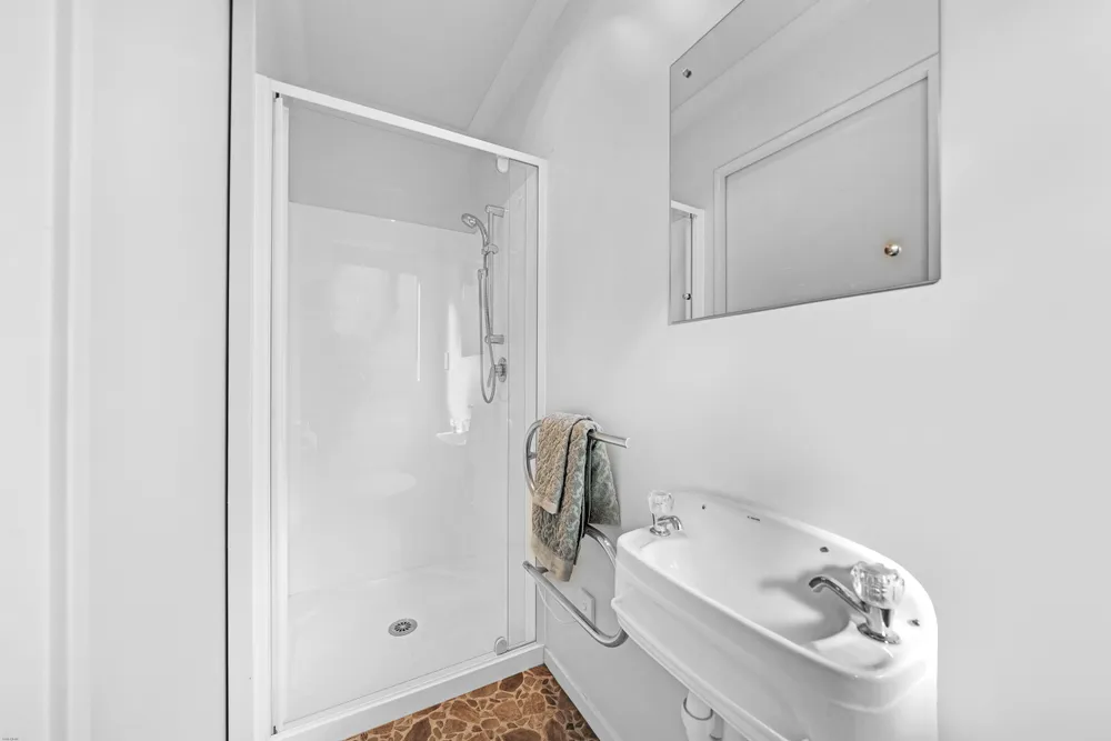 Photos of 24A Ingram Street