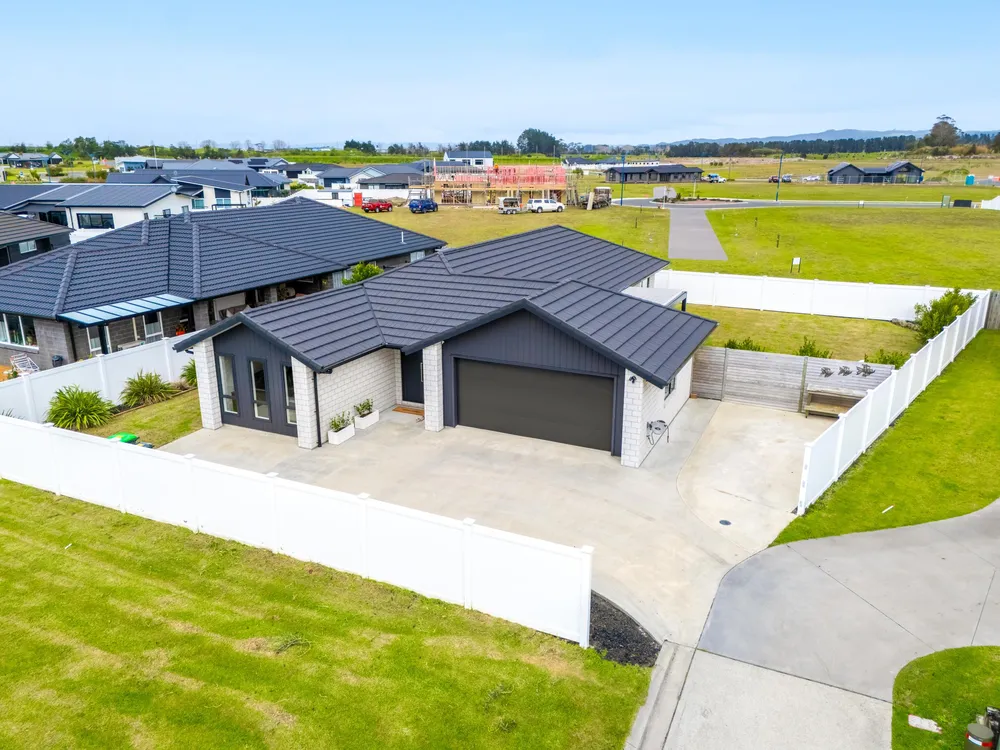 Photos of 8 Matariki Drive