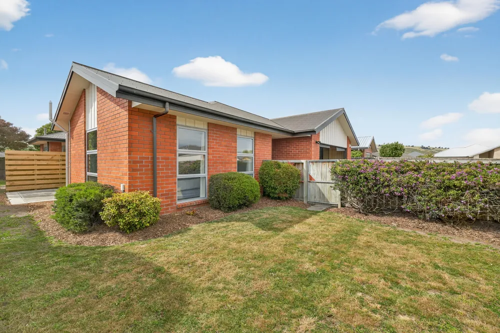 Photos of 15 St Peters Close