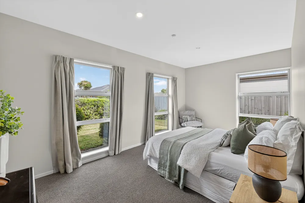 Photos of 15 St Peters Close