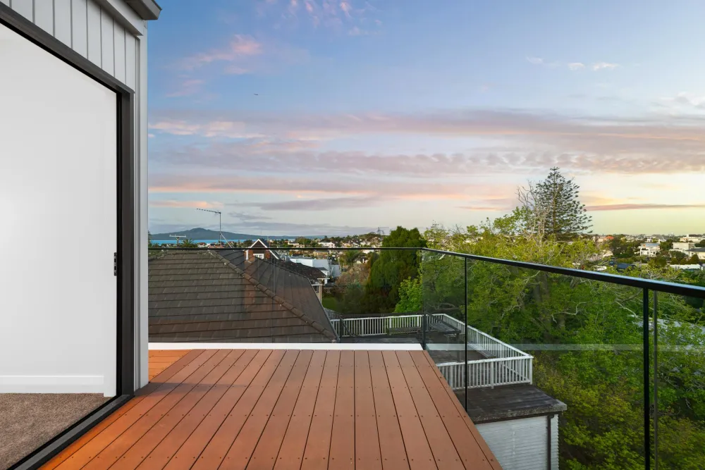 Photos of 64 Codrington Crescent