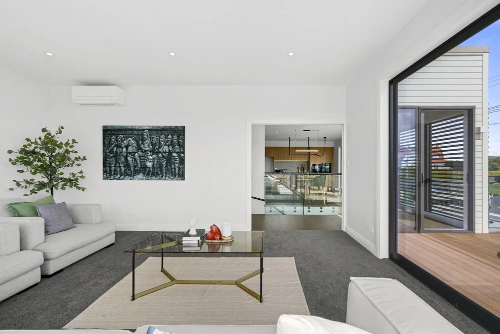Photos of 64 Codrington Crescent