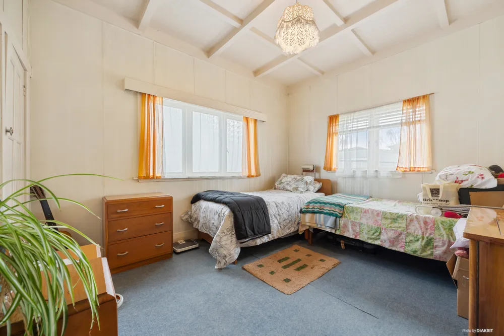Photos of 5 Maranui Avenue