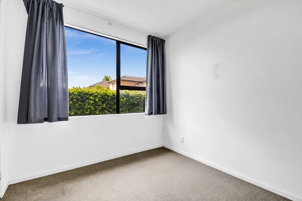 Photos of 2/17 Gloucester Road