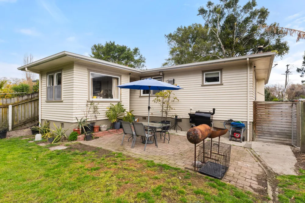 Photos of 227 Stout Street