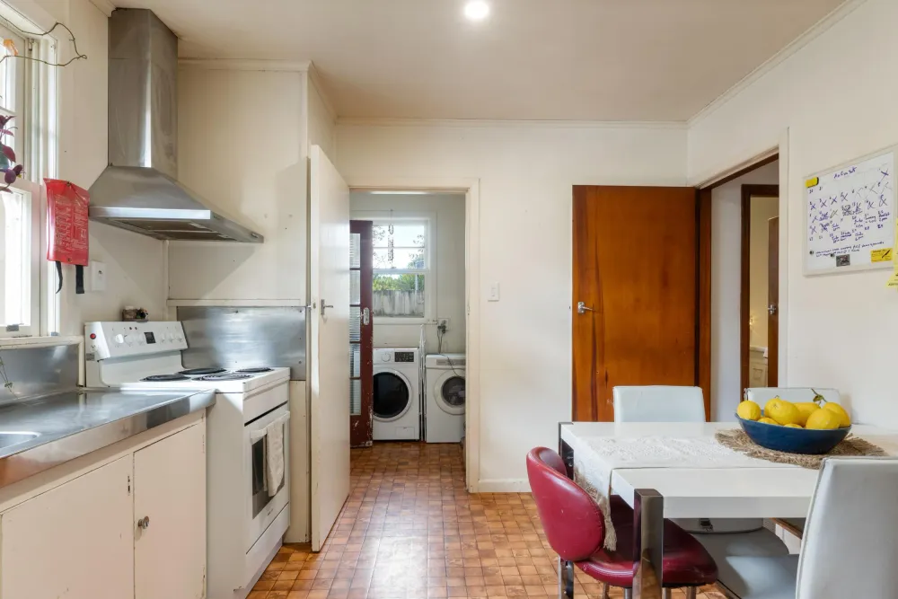 Photos of 227 Stout Street