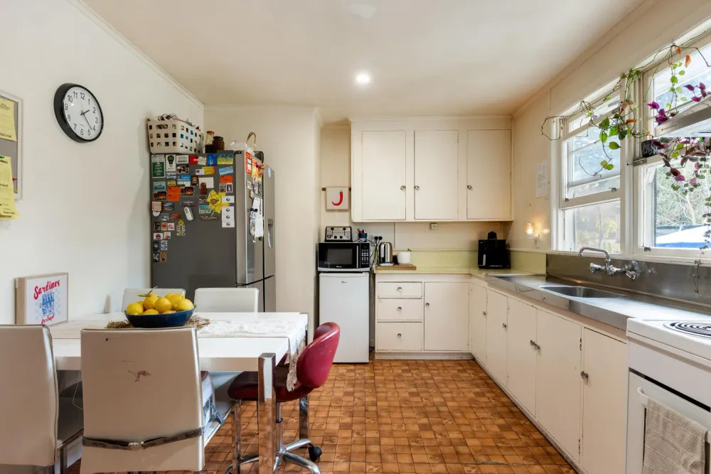 Photos of 227 Stout Street
