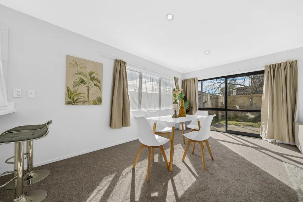 Photos of 73A Pah Road