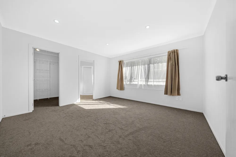Photos of 73A Pah Road
