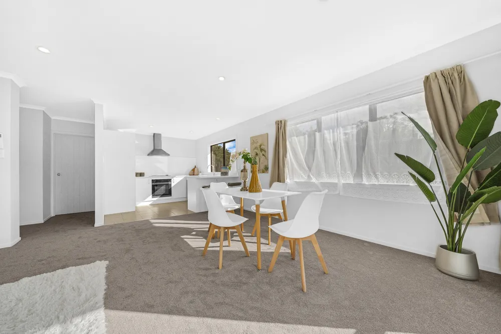 Photos of 73A Pah Road
