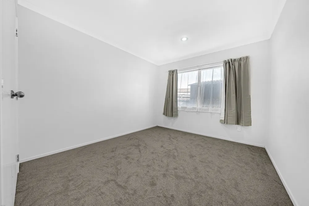 Photos of 73A Pah Road