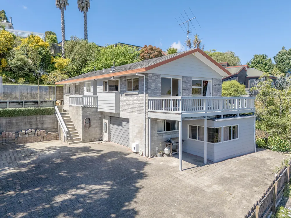 Photos of 31 Carlton Street