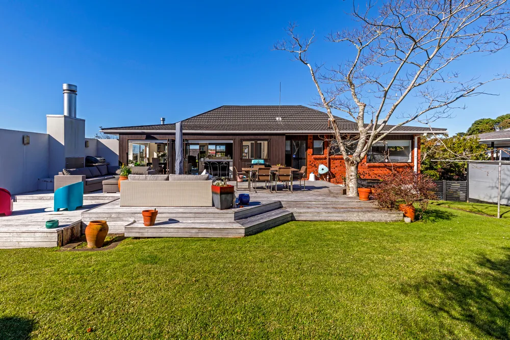 Photos of 137 Stapleford Crescent
