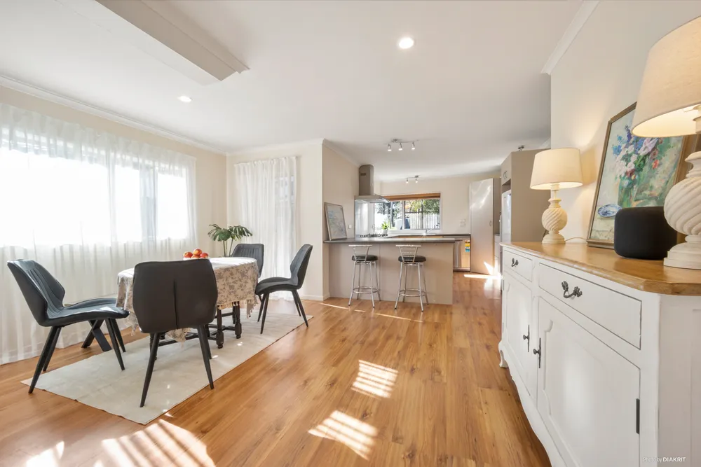 Photos of 3A Luckens Road
