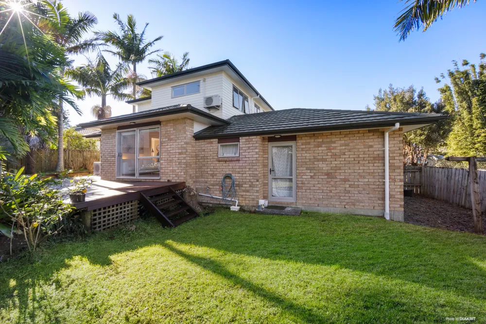 Photos of 3A Luckens Road