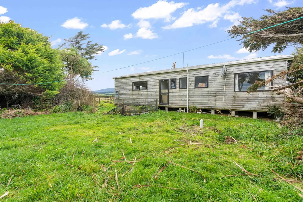 Photos of 15 Thomas Road