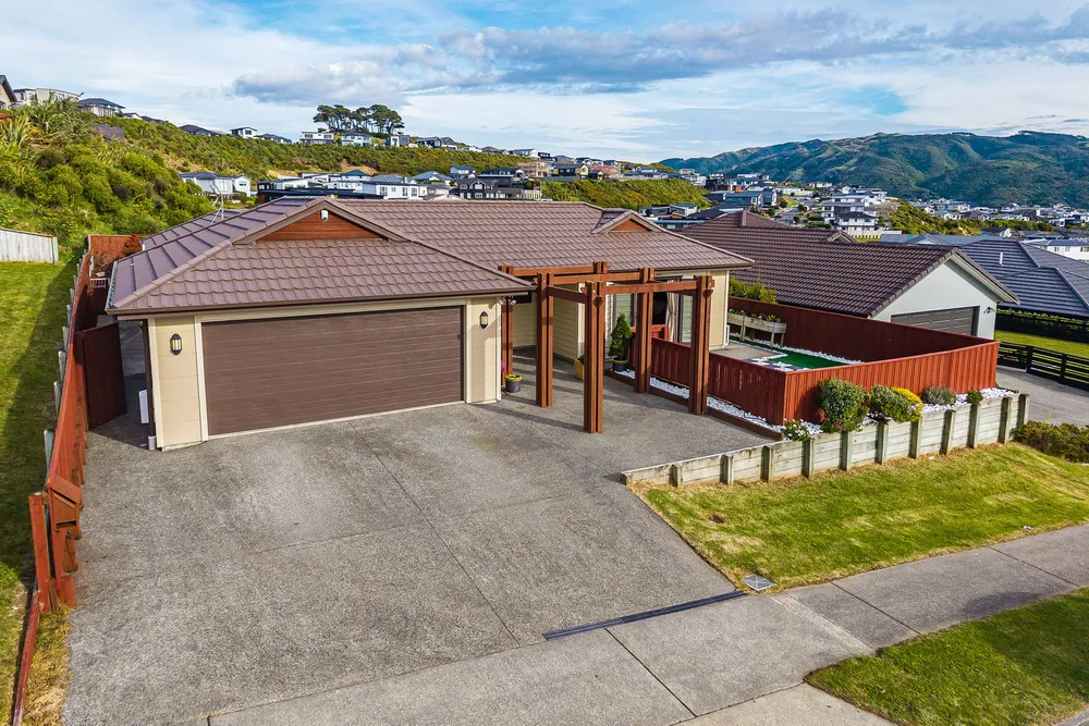 Photos of 16 Frances Brown Avenue