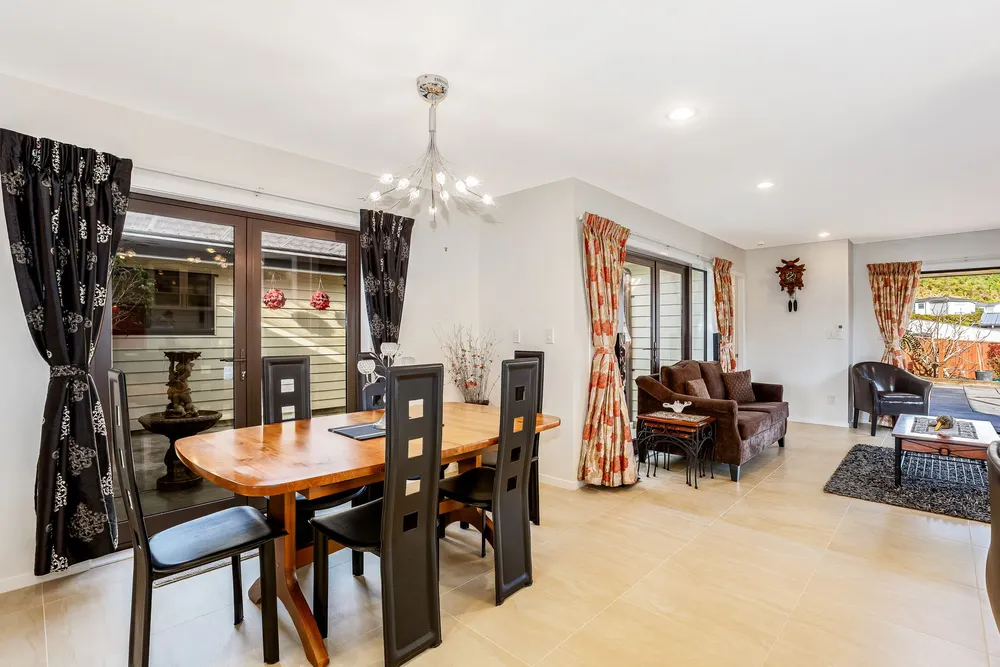 Photos of 16 Frances Brown Avenue