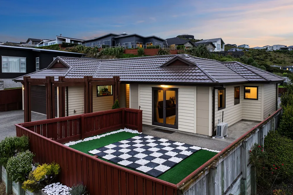 Photos of 16 Frances Brown Avenue