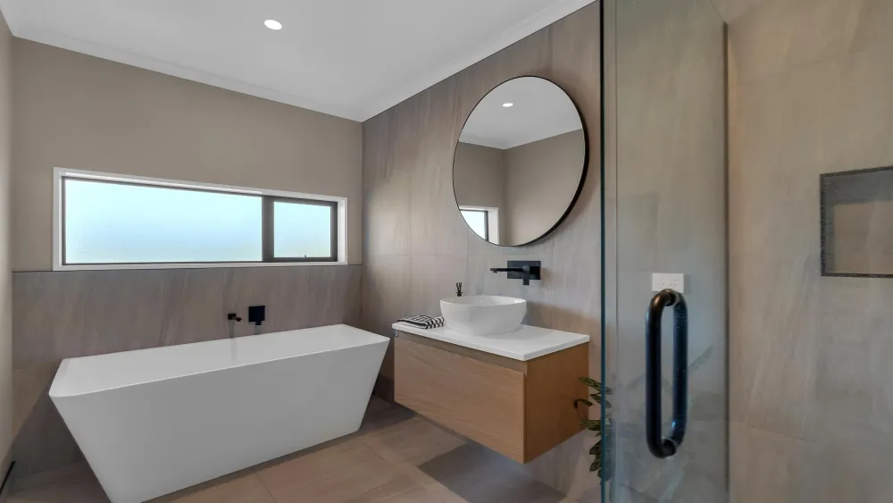 Photos of 14 Braeburn Crescent