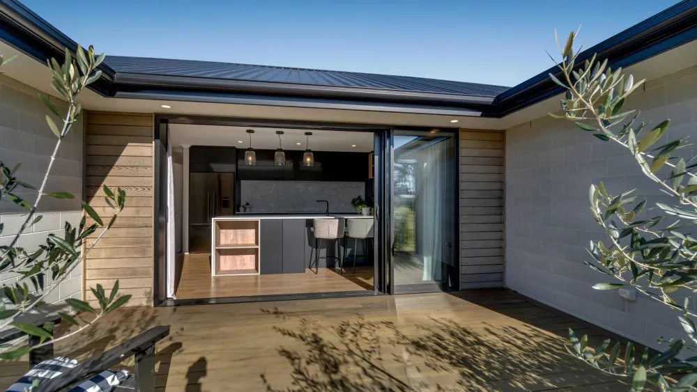 Photos of 14 Braeburn Crescent