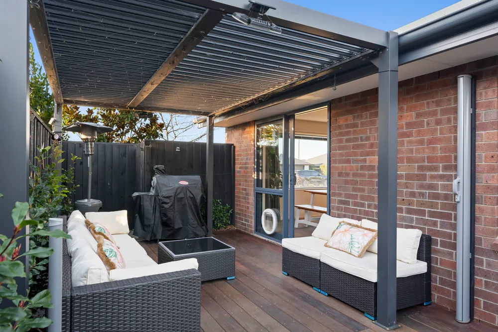Photos of 37 Parklea Avenue