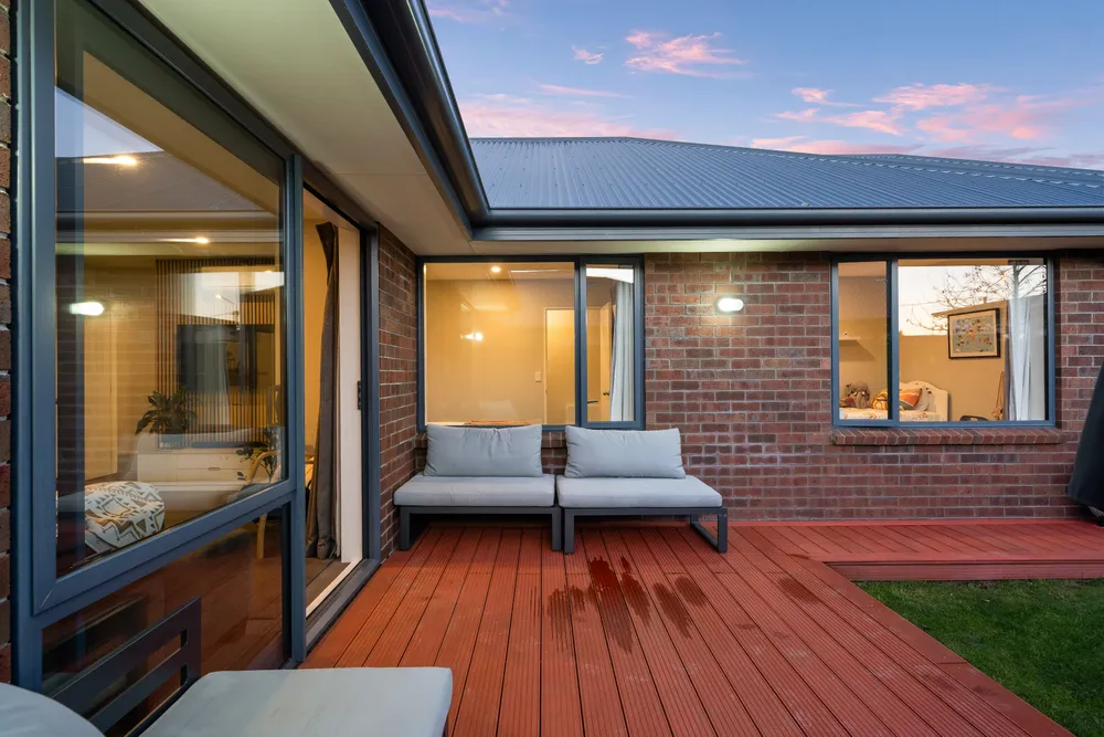 Photos of 37 Parklea Avenue