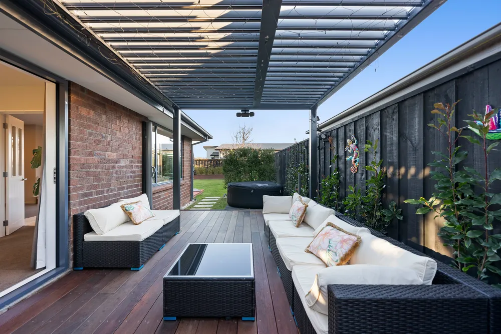 Photos of 37 Parklea Avenue