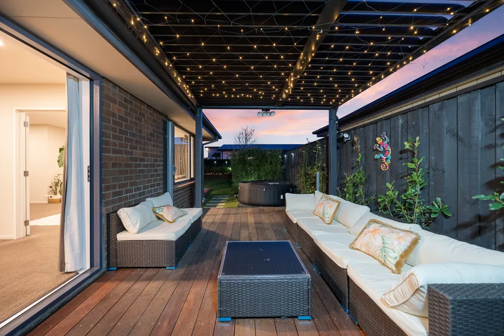 Photos of 37 Parklea Avenue
