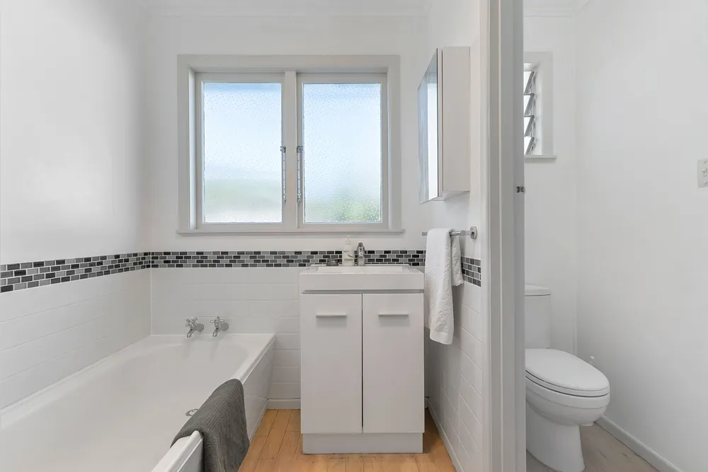 Photos of 23 Paragon Avenue