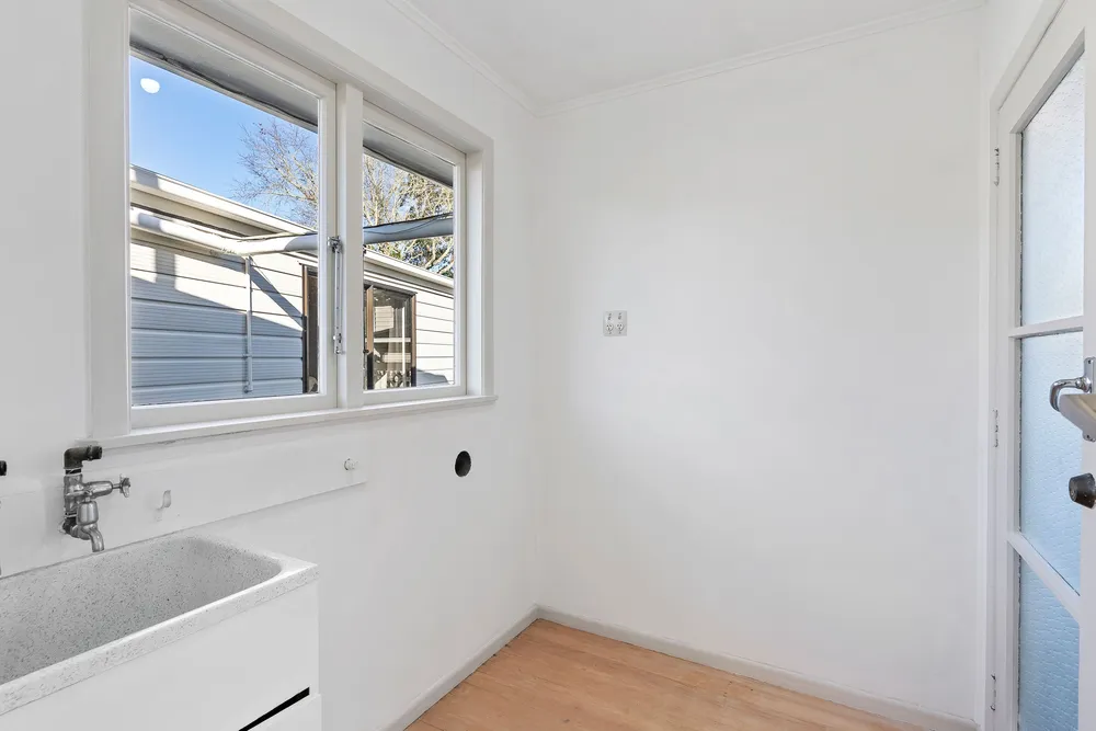 Photos of 23 Paragon Avenue