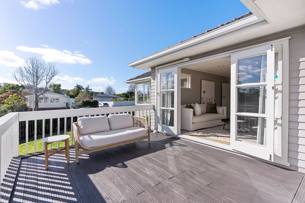 Photos of 23 Paragon Avenue