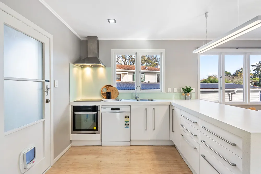 Photos of 23 Paragon Avenue