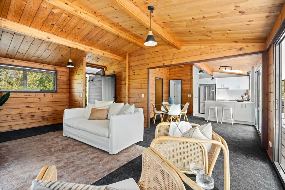 Photos of 133 Devich Road