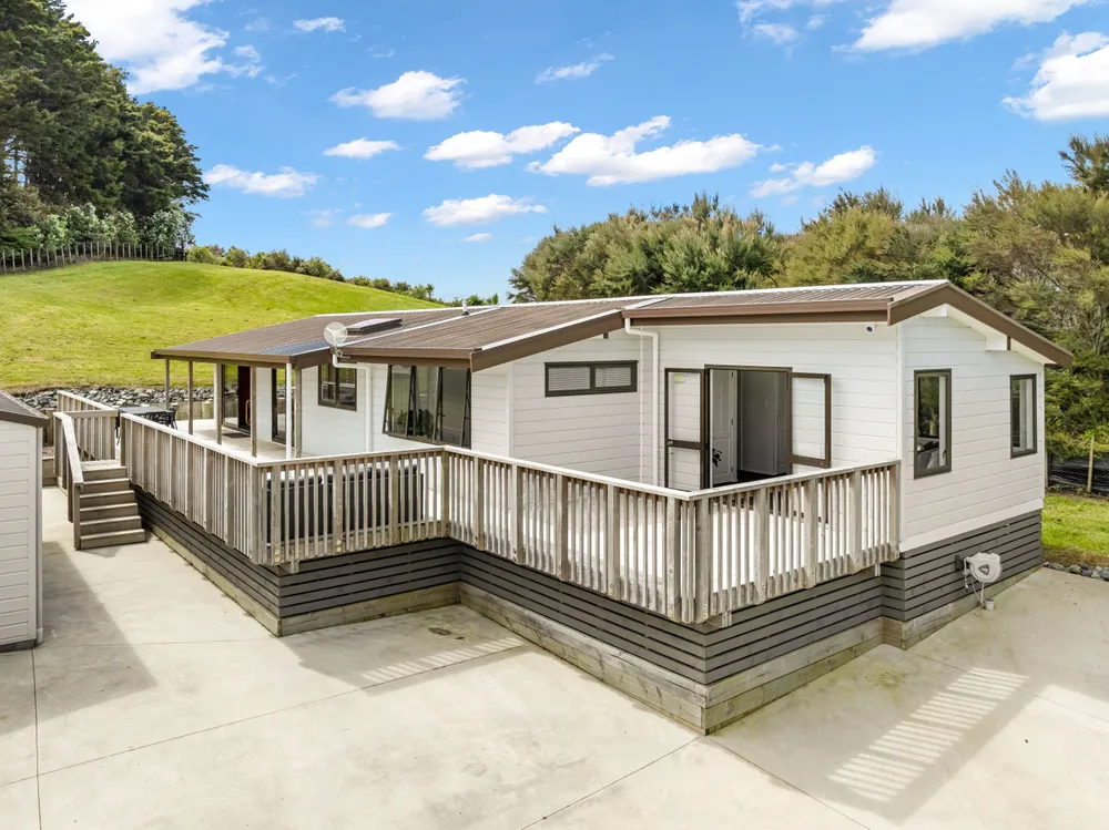 Photos of 133 Devich Road
