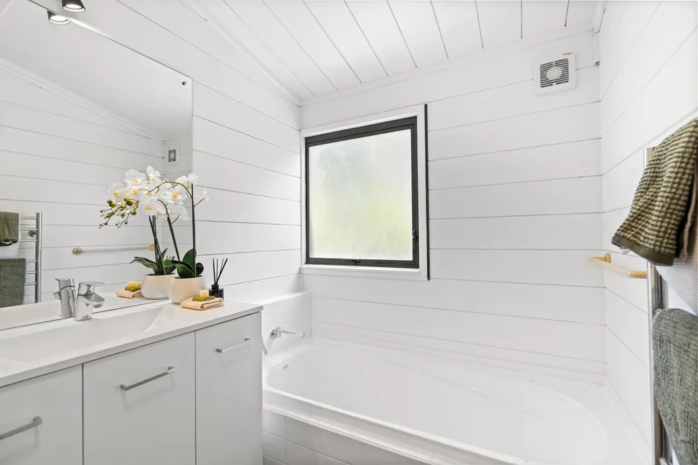 Photos of 133 Devich Road