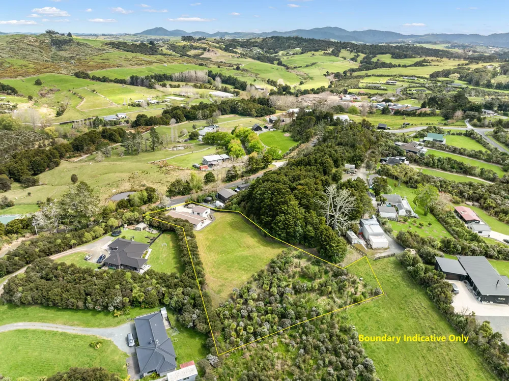 Photos of 133 Devich Road