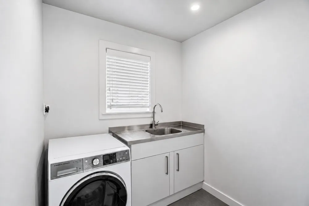 Photos of 44 Athol Terrace