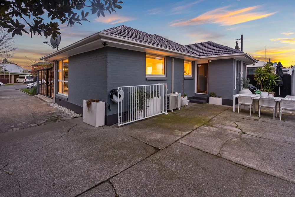 Photos of 44 Athol Terrace
