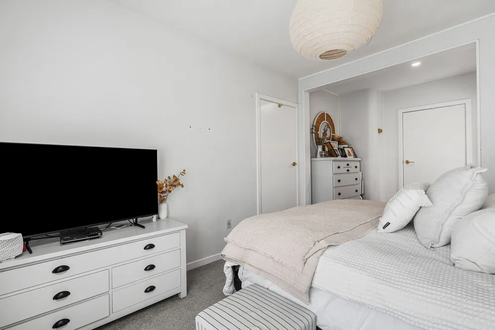 Photos of 44 Athol Terrace
