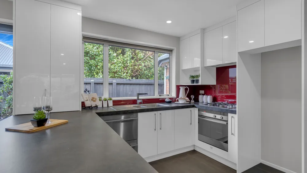Photos of 42 Rempstone Drive